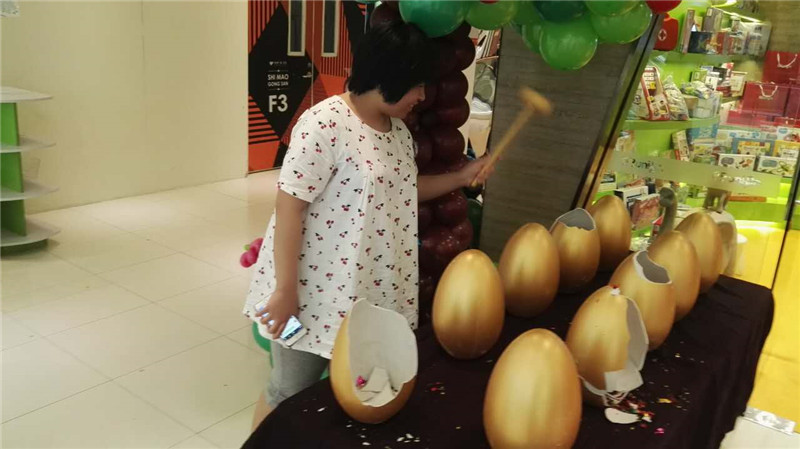 BBunion国际早教三里屯中心闪耀试营业 近百家庭齐见证